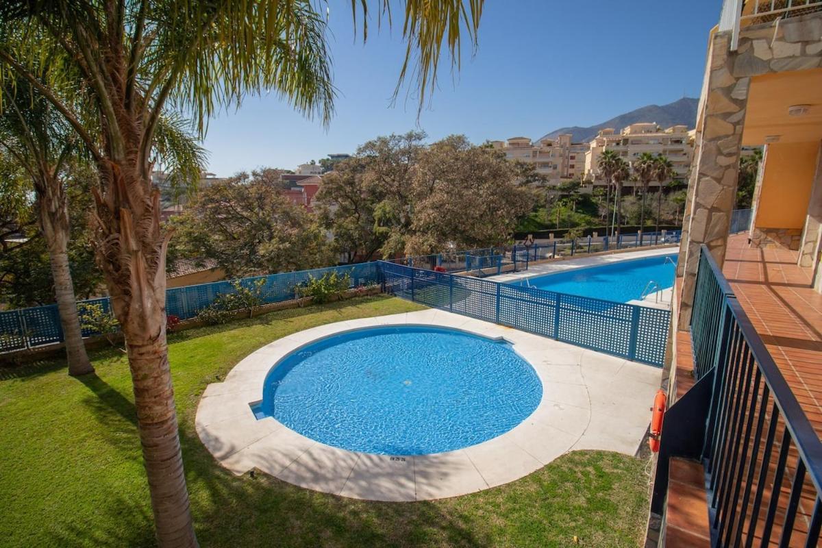 C43 - Family House With Terrace And Shared Pool Villa Benalmadena Bagian luar foto